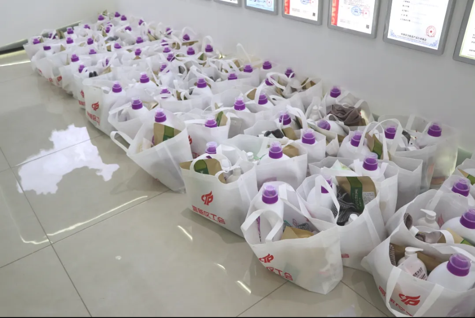 炎炎夏日送清凉——Ezpay智能工会为全体职工发放夏日福利